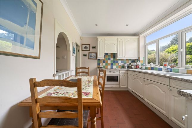 24, Eastmont Road, Surrey photo 3