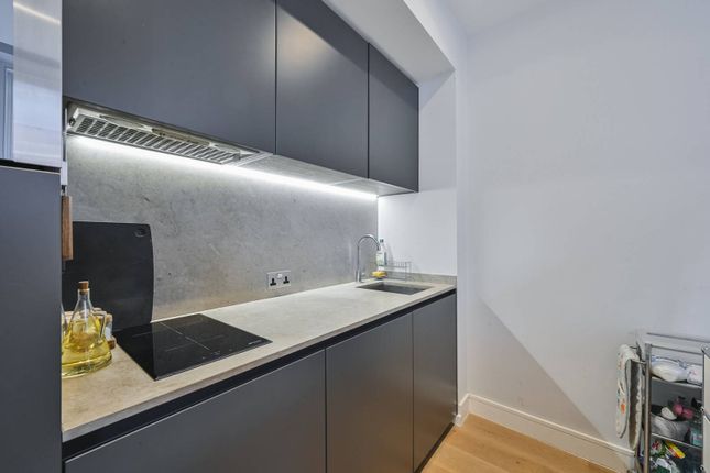 Flat for sale in Southampton Street, Covent Garden, London