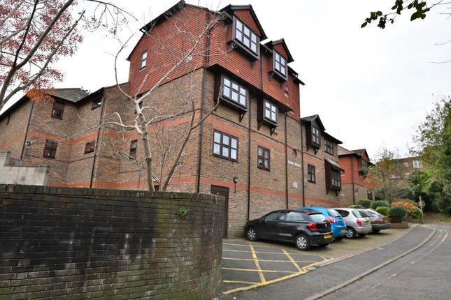 Thumbnail Flat for sale in Essex Place, Newhaven