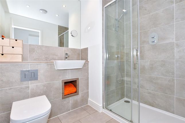Town house for sale in Ellison Grove, Kings Hill, West Malling, Kent