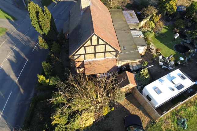 3, Rugby Road, Weston under Wetherley photo 4