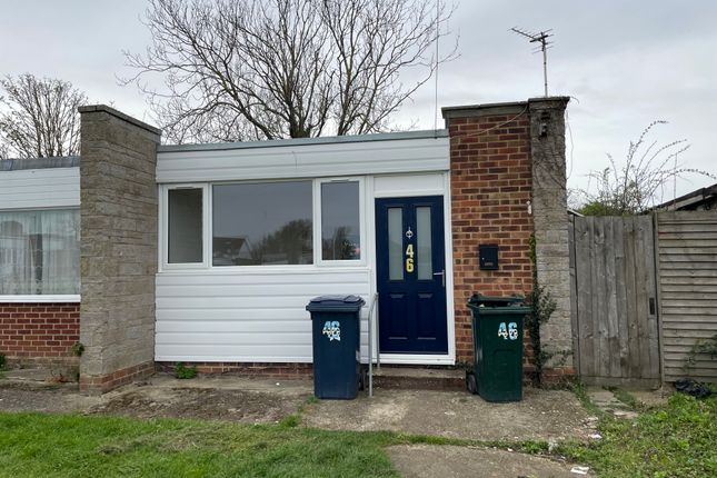 Bungalow to rent in Nutts Avenue, Leysdown
