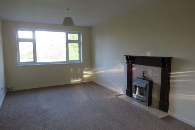 Thumbnail Flat to rent in Tanhouse Farm Road, Solihull