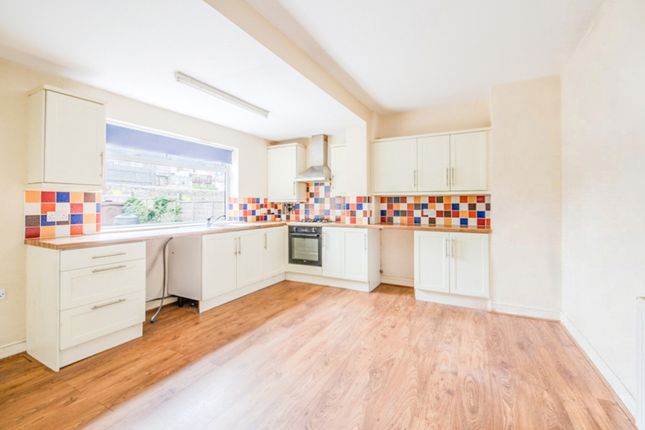 24, Southfield Road, West Yorkshire photo 3