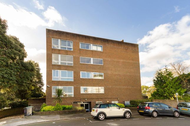 Flat to rent in Anglesea Road, Kingston, Kingston Upon Thames