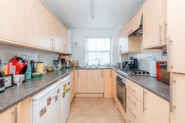 Flat for sale in Harlow Road, High Wycombe