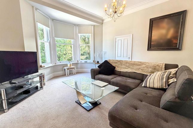 Flat 3, Newstead House,108, St. Johns Road, Buxton photo 2