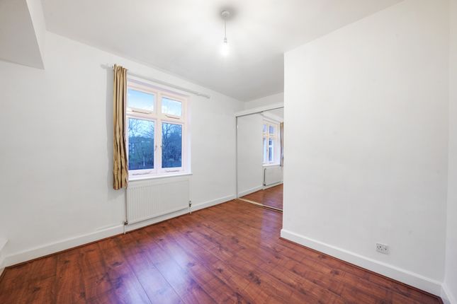 Flat for sale in Troutbeck Road, New Cross