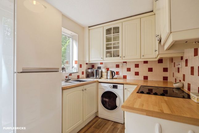 54, Abberton Way, Loughborough photo 3