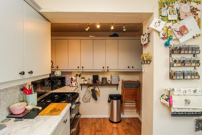 45, Southdale Road, Ossett photo 4
