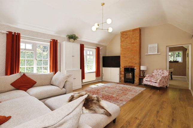 Sceptre Lodge, Elston, Salisbury photo 2