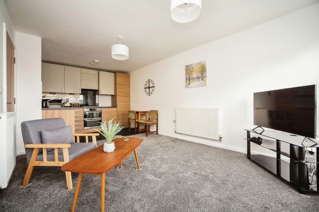Thumbnail Flat for sale in Springhead Parkway, Gravesend
