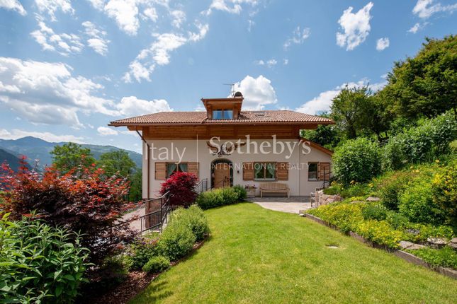 Villa for sale in Via Trento, Cavalese, Trentino Alto Adige