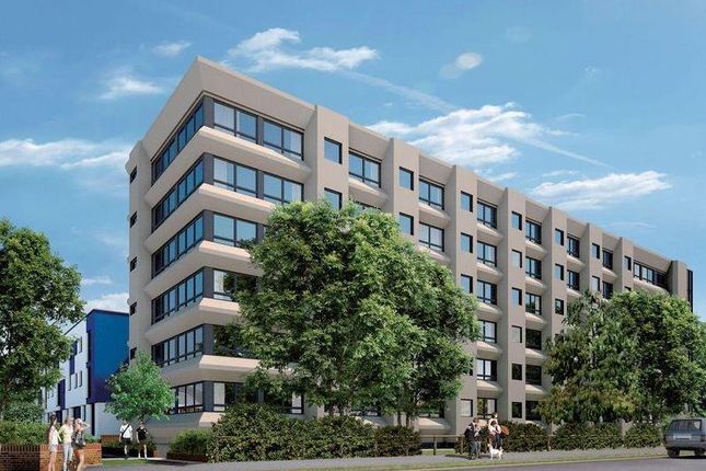 Thumbnail Property to rent in Skyline House, Stevenage