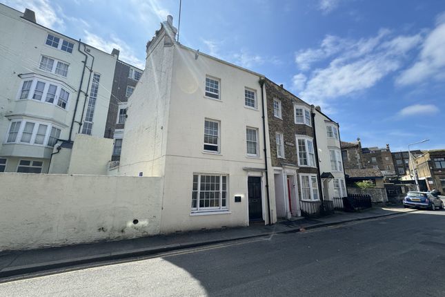 Terraced house to rent in Union Row, Margate