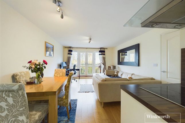 Flat for sale in Luscinia View, Napier Road, Reading, Berkshire