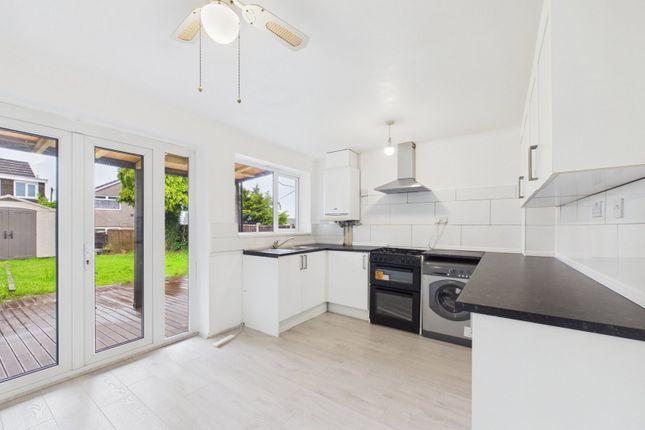 16 Tudor Grove Wigan, WINSTANLEY photo 2