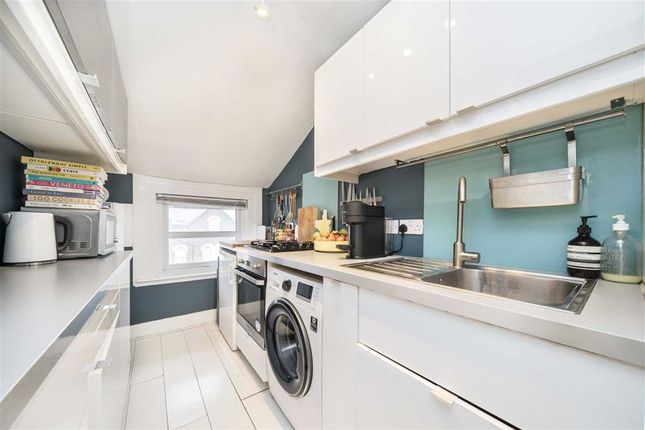 Flat for sale in Mount Pleasant Road, London