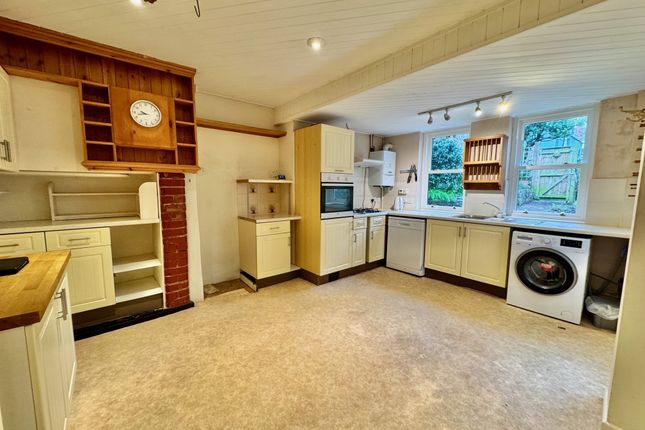 12 Bicton Street, Exmouth photo 3