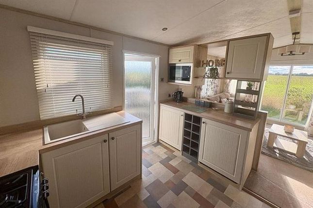 Cleethorpes Pearl Holiday Park, 208 North Sea Lane, Grimsby photo 5