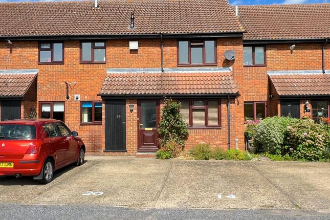 Thumbnail Flat to rent in Pound Avenue, Stevenage