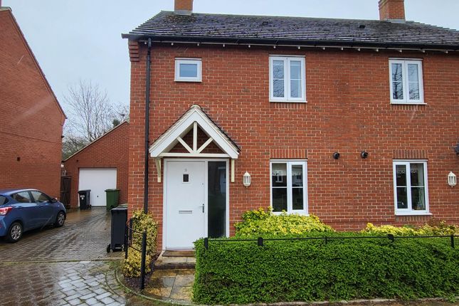 Thumbnail Semi-detached house to rent in The Avenue, Didcot