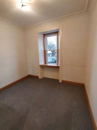 Flat to rent in Glamis Road, Forfar