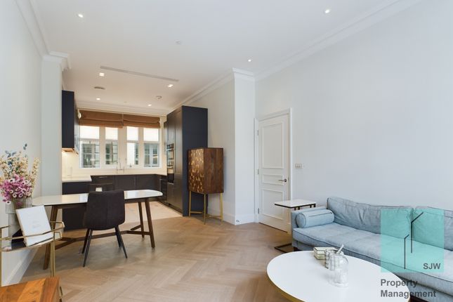 Flat to rent in Millbank Residence, 9 Millbank, London