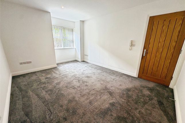 3, Ezra Gardens, Bedworth photo 4