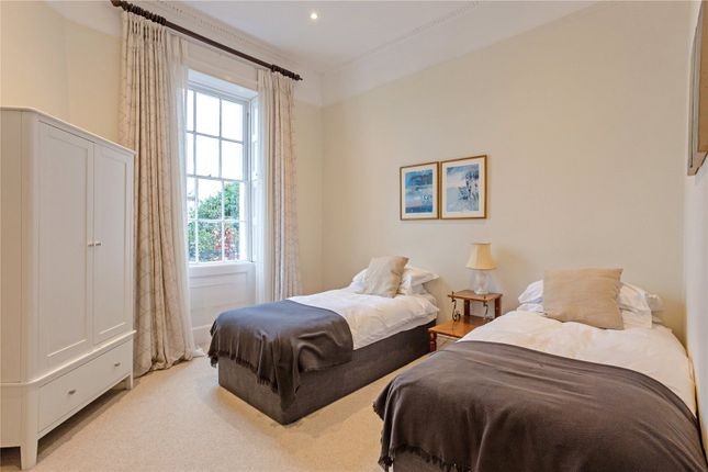 Flat for sale in Camden Crescent, Bath, Somerset