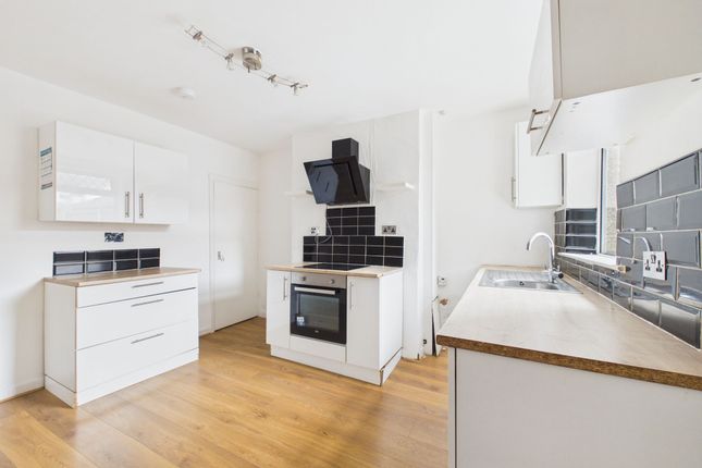 57 Co-Operative Street, Sutton-In-Ashfield photo 4