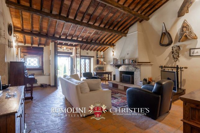 Country house for sale in Terni, Umbria, Italy