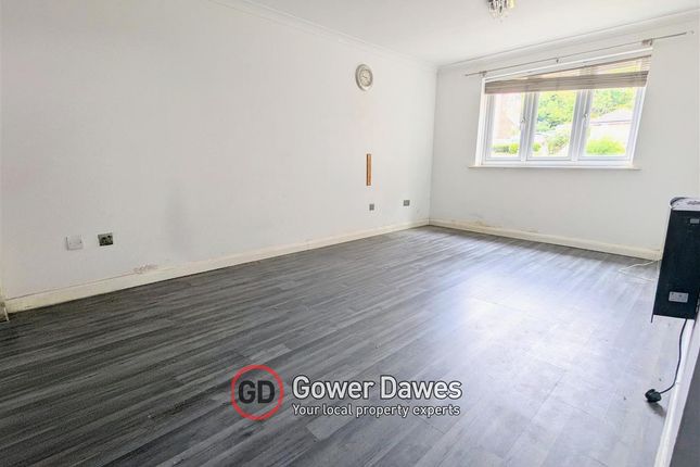 Flat 8, Heberden Court, Wingrove Drive, Purfleet-on-Thames photo 4