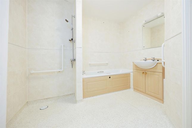 Flat for sale in Portman Court, Grange Road, Uckfield