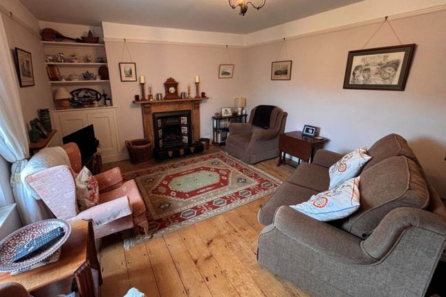 3, Queen Street, Aberaeron photo 3