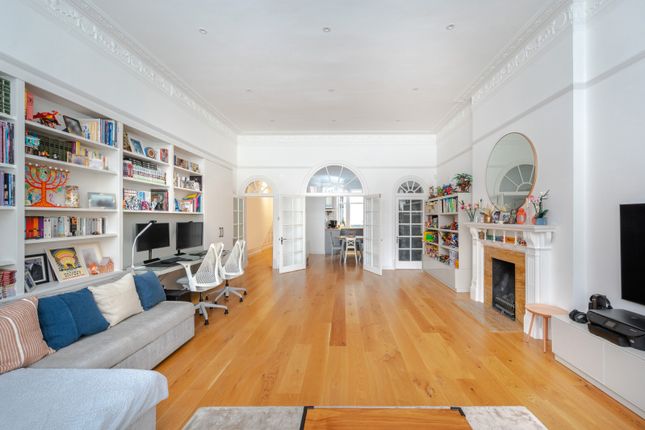 Thumbnail Flat for sale in Palace Court, Notting Hill