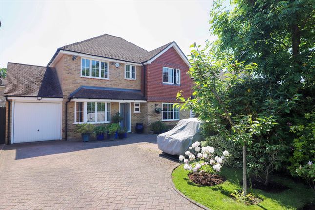 Thumbnail Detached house for sale in Holm Grove, North Hillingdon