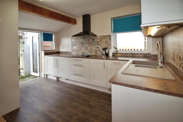 12 Pingle Lane, Northborough photo 4