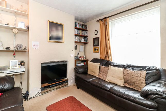 90 Weymouth Street, Hemel Hempstead photo 5