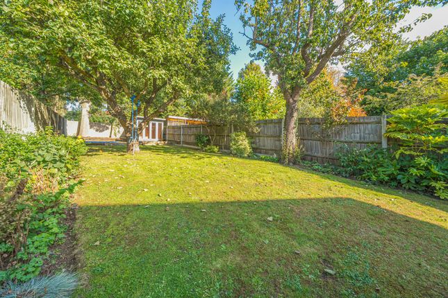 27b, Bowers Way, HARPENDEN photo 2