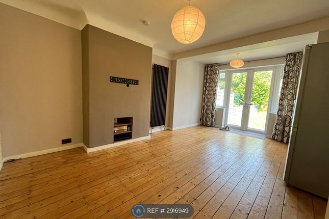 Manor Avenue, Sale photo 4