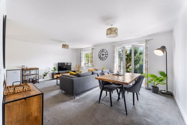 Flat for sale in Warham Road, South Croydon