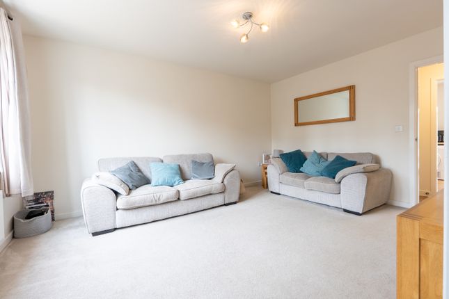 21, Bellenger Way, Carterton photo 3