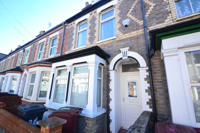 Thumbnail Terraced house to rent in St Edwards Road, Reading