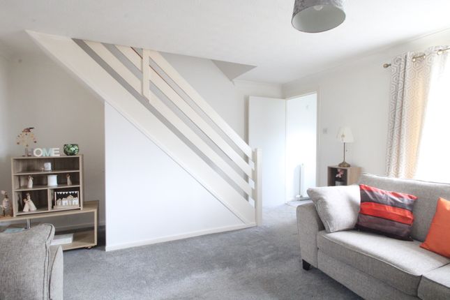 10, Laurel Court, Falkirk photo 4