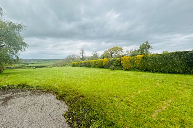 Property to rent in Port Road East, Barry