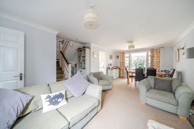 5, Jubilee Way, Storrington photo 3