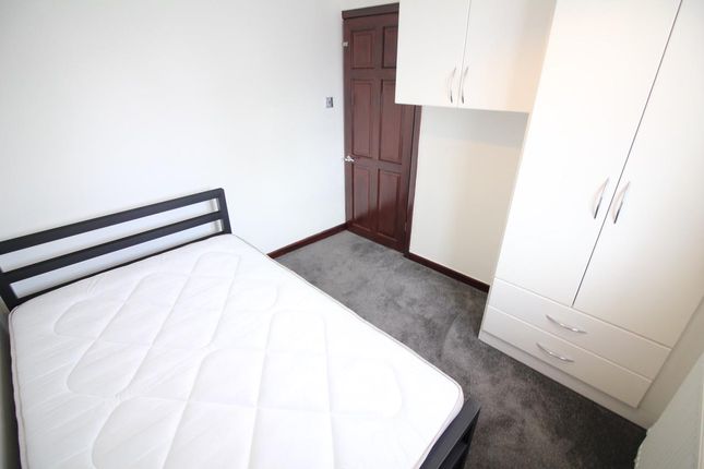 Thumbnail Room to rent in Dallas Terrace, Hayes