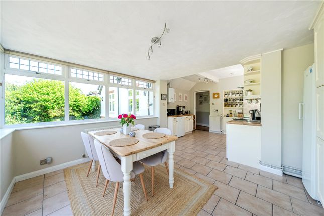 Magpies,, Kingsway Avenue, Surrey photo 4