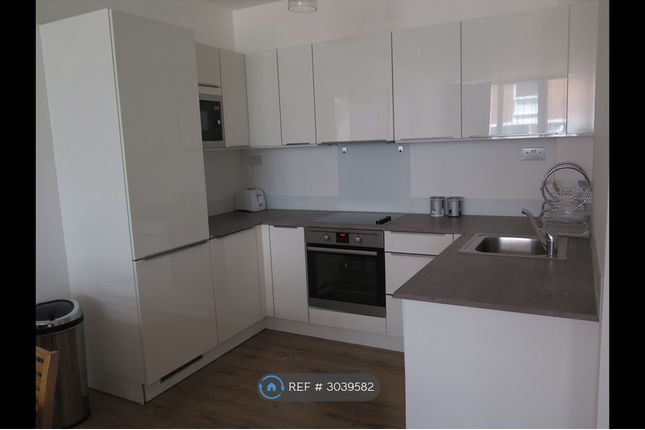 Apartment  Exchange House  Market Street, Maidenhead photo 5